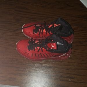 Size 6 boys Jordan's